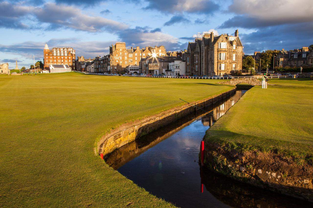 patrocinios aseguradora Allianz - golf St Andrews
